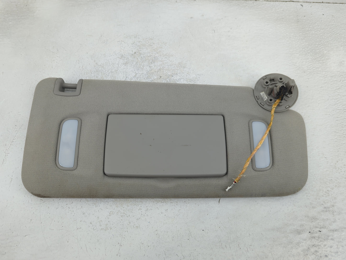 2010-2017 Chevrolet Equinox Sun Visor Shade Replacement Passenger Right Mirror Fits Fits 2010 2011 2012 2013 2014 2015 2016 