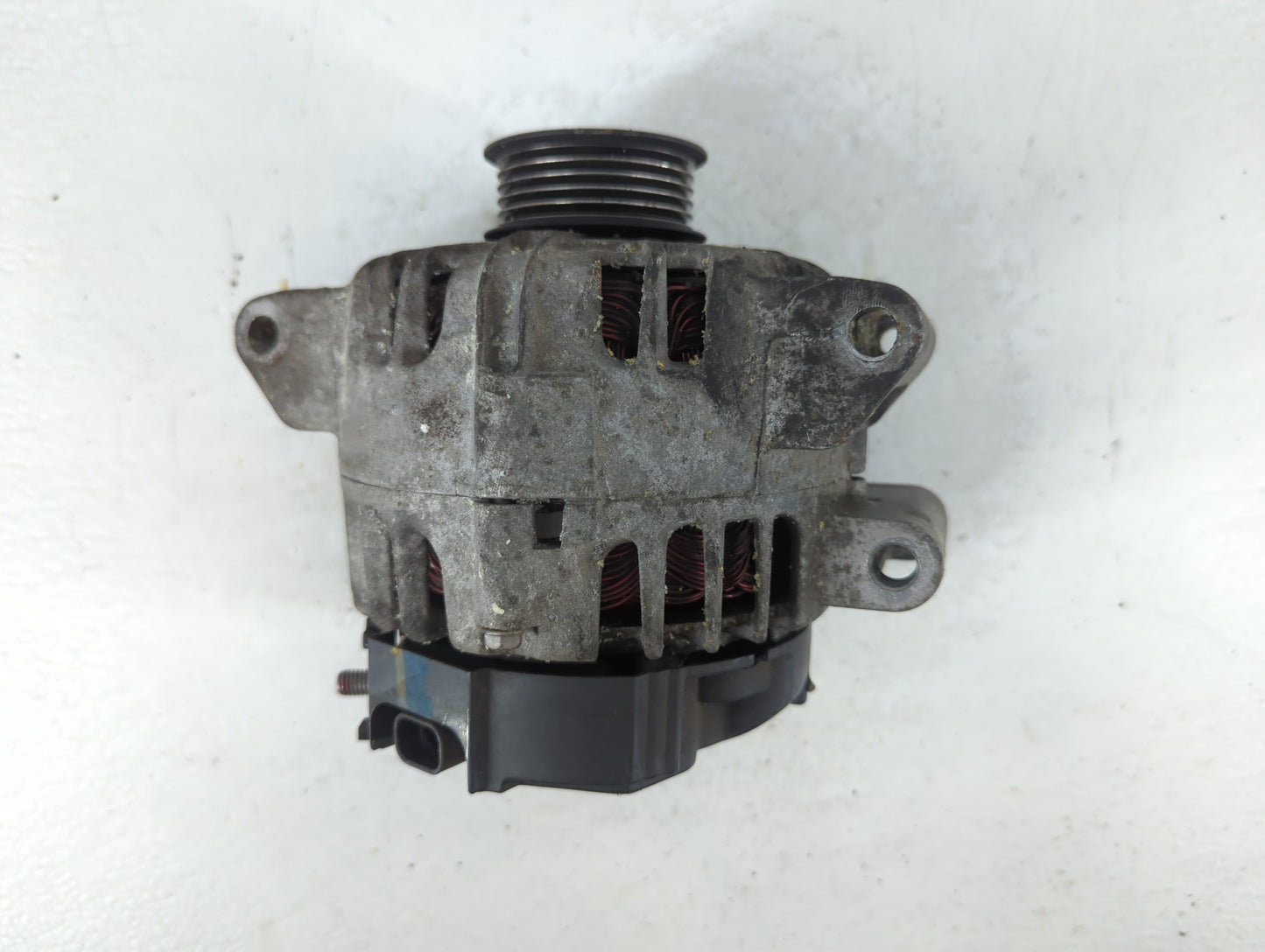 2010-2017 Chevrolet Equinox Alternator Replacement Generator Charging Assembly Engine OEM P/N:13500315 Fits OEM Used Auto Pa