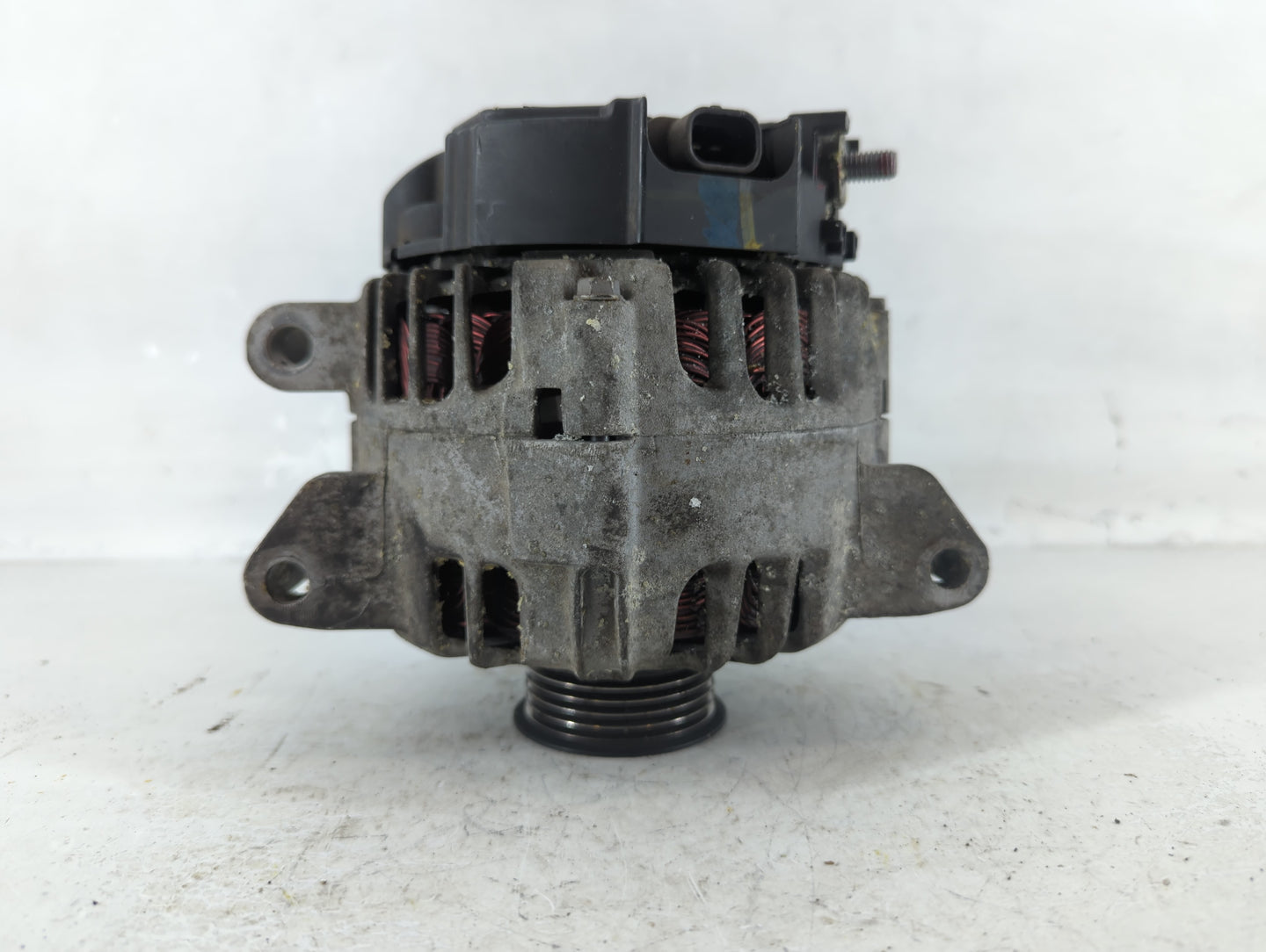 2010-2017 Chevrolet Equinox Alternator Replacement Generator Charging Assembly Engine OEM P/N:13500315 Fits OEM Used Auto Pa
