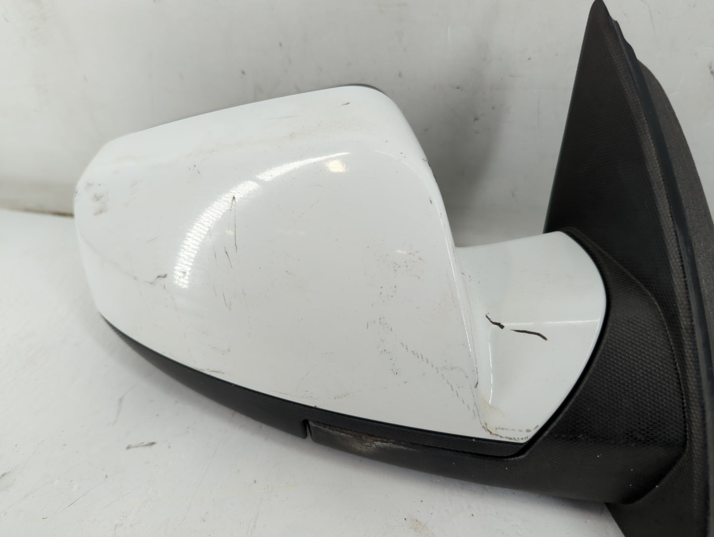 2010-2011 Chevrolet Equinox Passenger Side View Mirror - Right Door Mirror OEM Used - Oemusedautoparts1.com