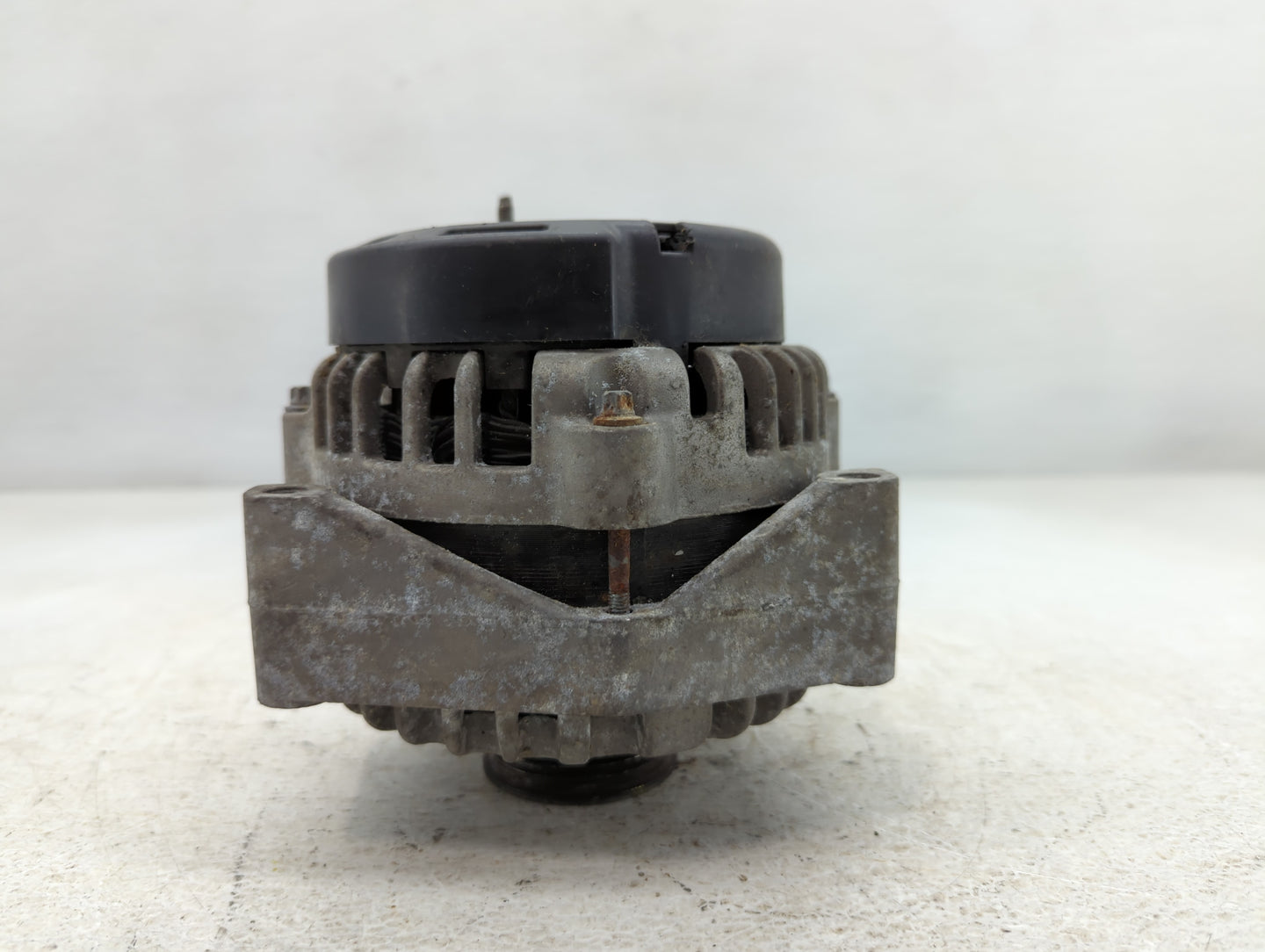 2009-2014 Chevrolet Express 1500 Alternator Replacement Generator Charging Assembly Engine OEM P/N:7352995971 Fits OEM Used 