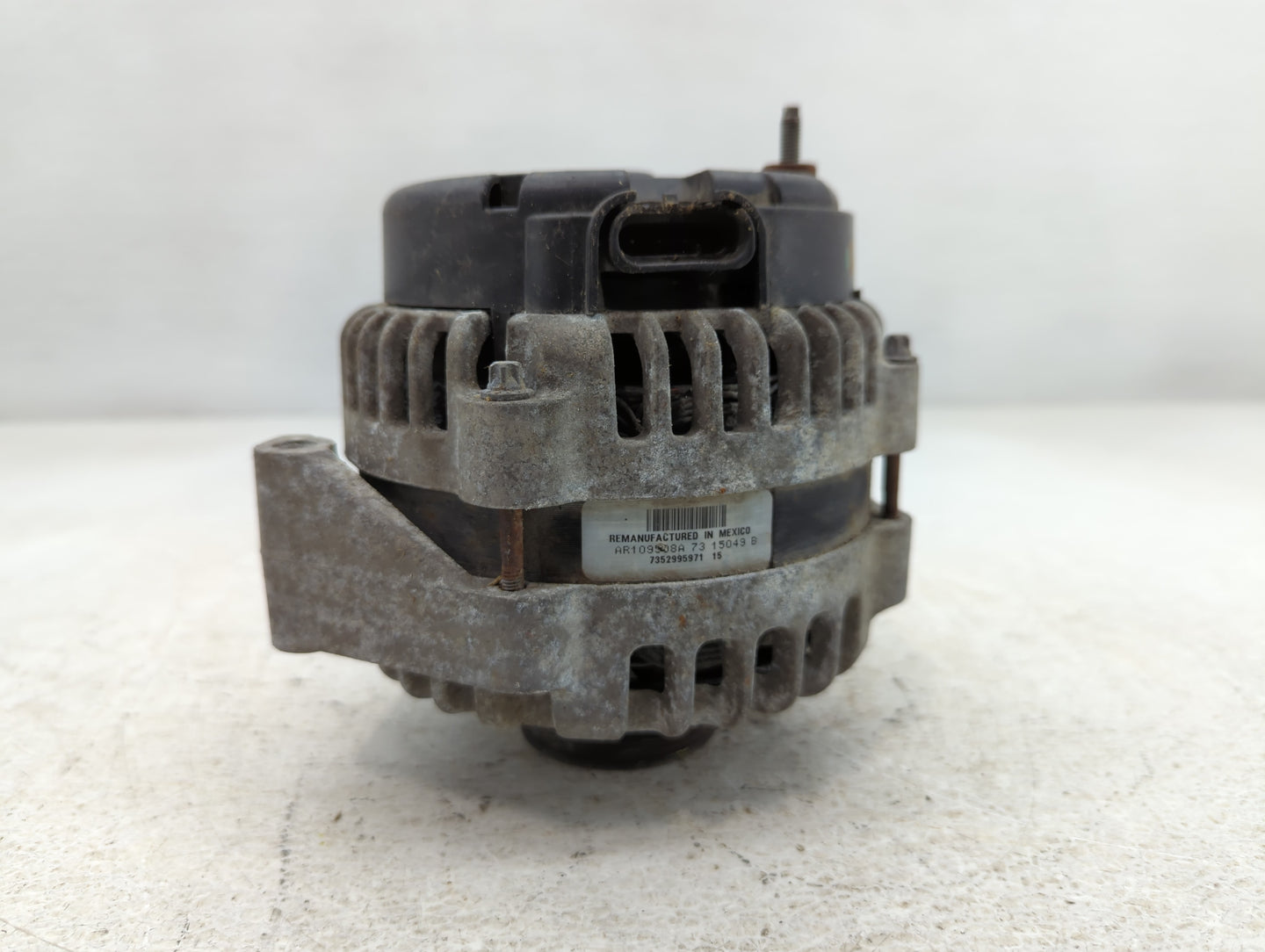 2009-2014 Chevrolet Express 1500 Alternator Replacement Generator Charging Assembly Engine OEM P/N:7352995971 Fits OEM Used 