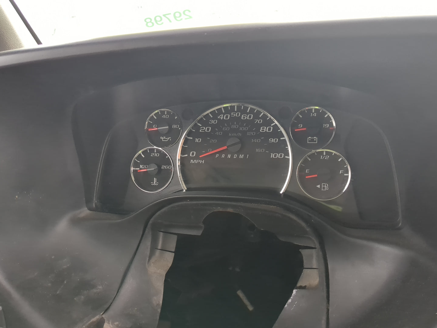 2010-2011 Chevrolet Express 2500 Instrument Cluster Speedometer Gauges Fits Fits 2010 2011 OEM Used Auto Parts - Oemusedauto