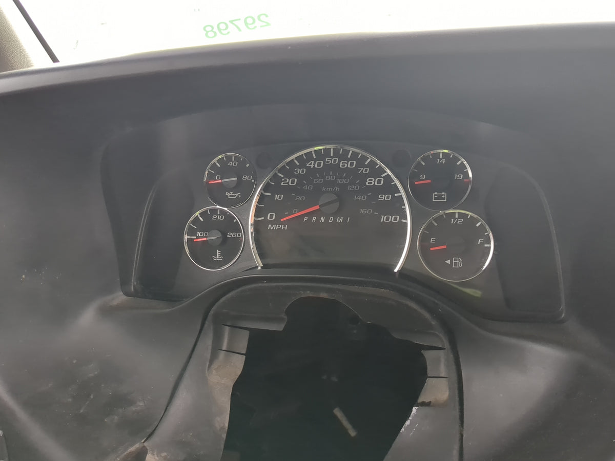 2010-2011 Chevrolet Express 2500 Instrument Cluster Speedometer Gauges Miles:274K Fits Fits 2010 2011 OEM Used Auto Parts - 