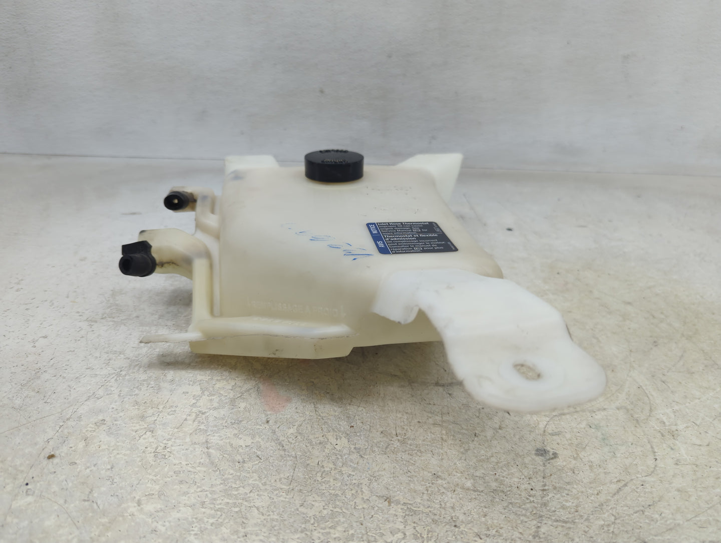 2003 Express 2500 Radiator Coolant Overflow Expansion Tank Bottle - Oemusedautoparts1.com