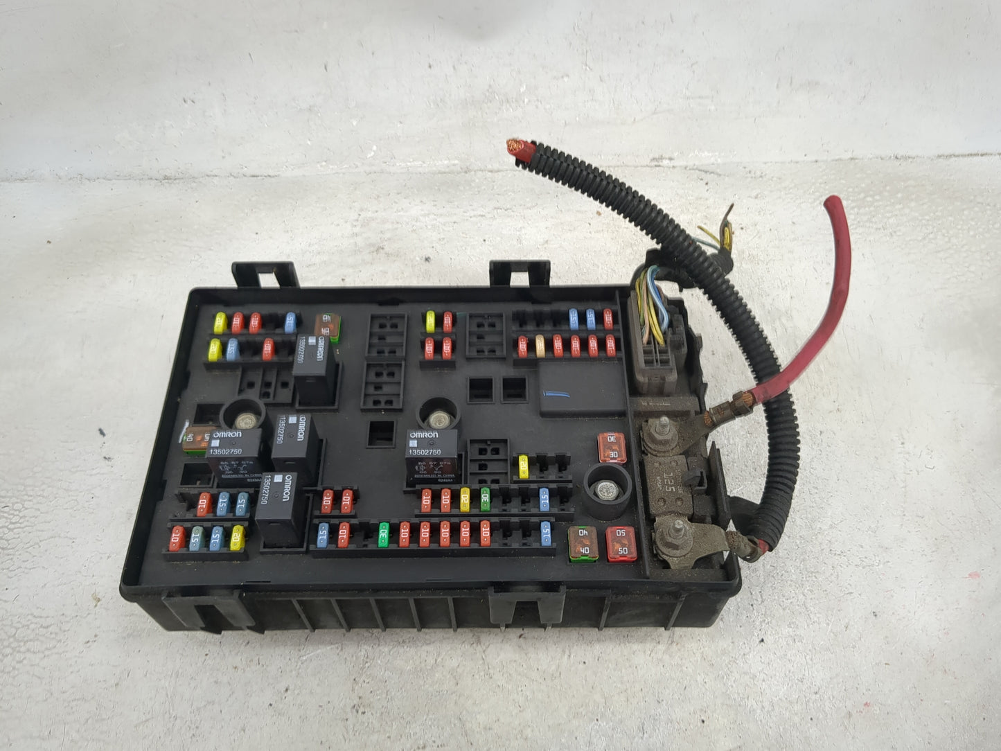 2010-2011 Chevrolet Express 2500 Fusebox Fuse Box Panel Relay Module P/N:20944025 13502750 Fits Fits 2010 2011 OEM Used Auto