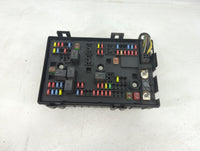 2010-2011 Chevrolet Express 3500 Fusebox Fuse Box Panel Relay Module P/N:20902952 Fits Fits 2010 2011 OEM Used Auto Parts - 