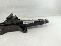 2011 Chevrolet Hhr Spare Scissor Car Jack 1071552 - Oemusedautoparts1.com
