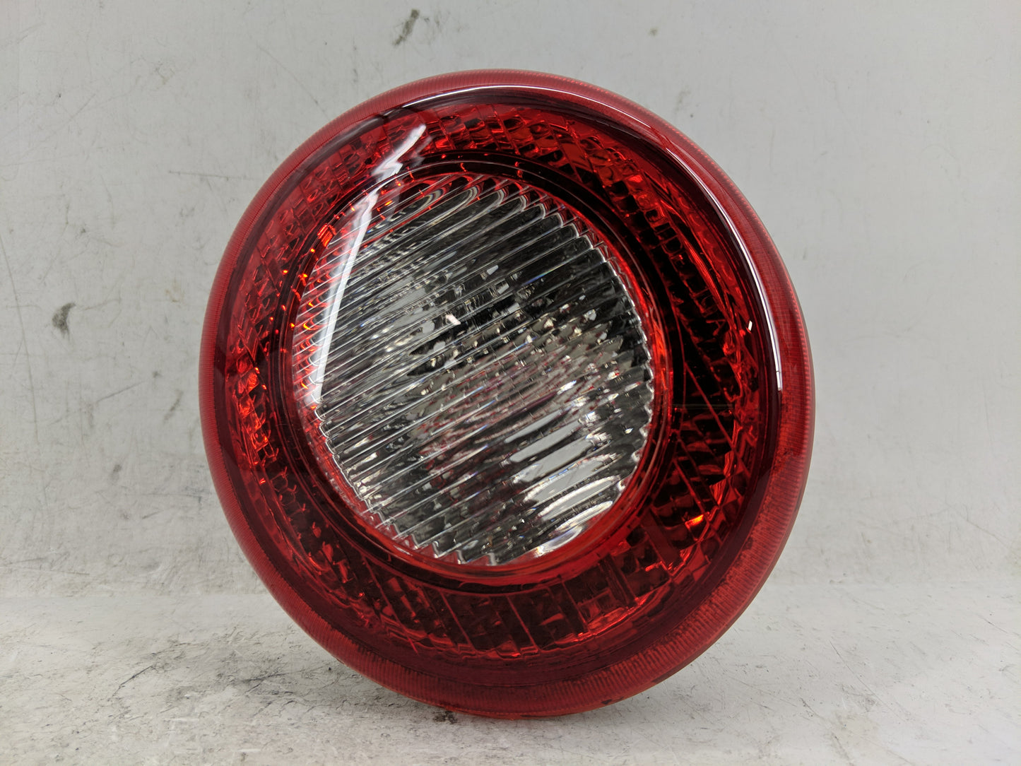 2006-2011 Chevrolet Hhr Tail Light Assembly Passenger Right OEM P/N:16532494A Fits Fits 2006 2007 2008 2009 2010 2011 OEM Us