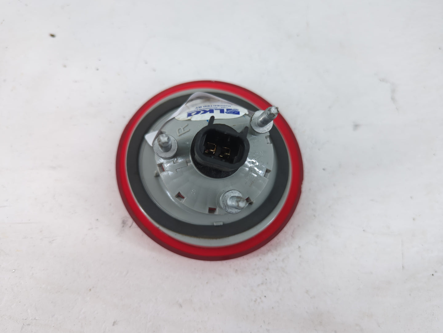 2006-2011 Chevrolet Hhr Tail Light Assembly Passenger Right OEM P/N:16532494A Fits Fits 2006 2007 2008 2009 2010 2011 OEM Us