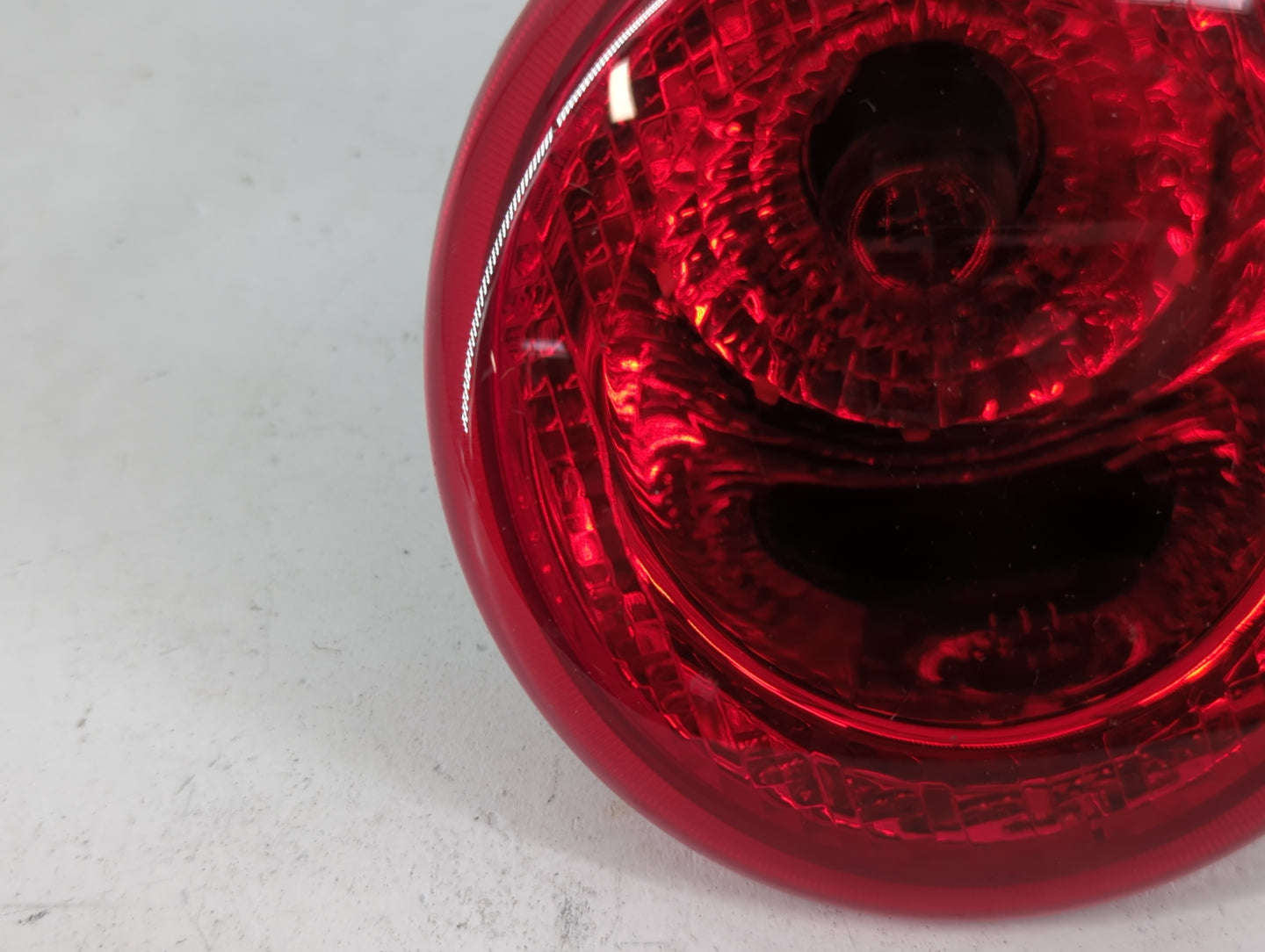 2006-2011 Chevrolet Hhr Tail Light Assembly Driver Left OEM P/N:16532503 Fits Fits 2006 2007 2008 2009 2010 2011 OEM Used Au