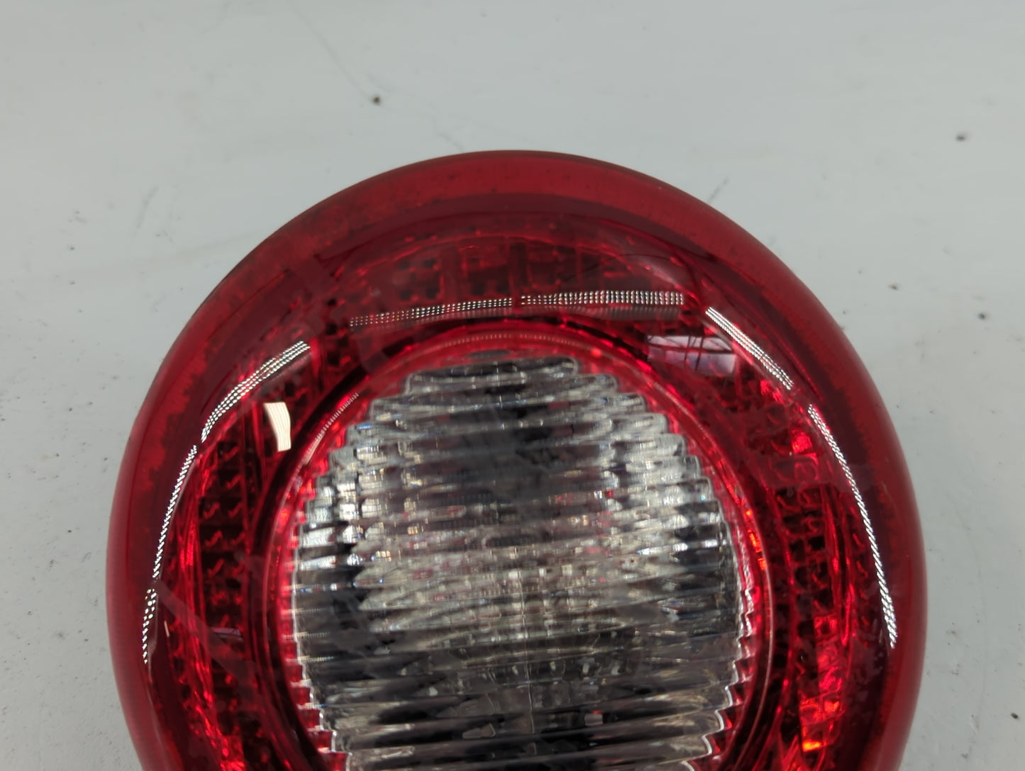 2006-2011 Chevrolet Hhr Tail Light Assembly Driver Left OEM P/N:16532493 Fits Fits 2006 2007 2008 2009 2010 2011 OEM Used Au