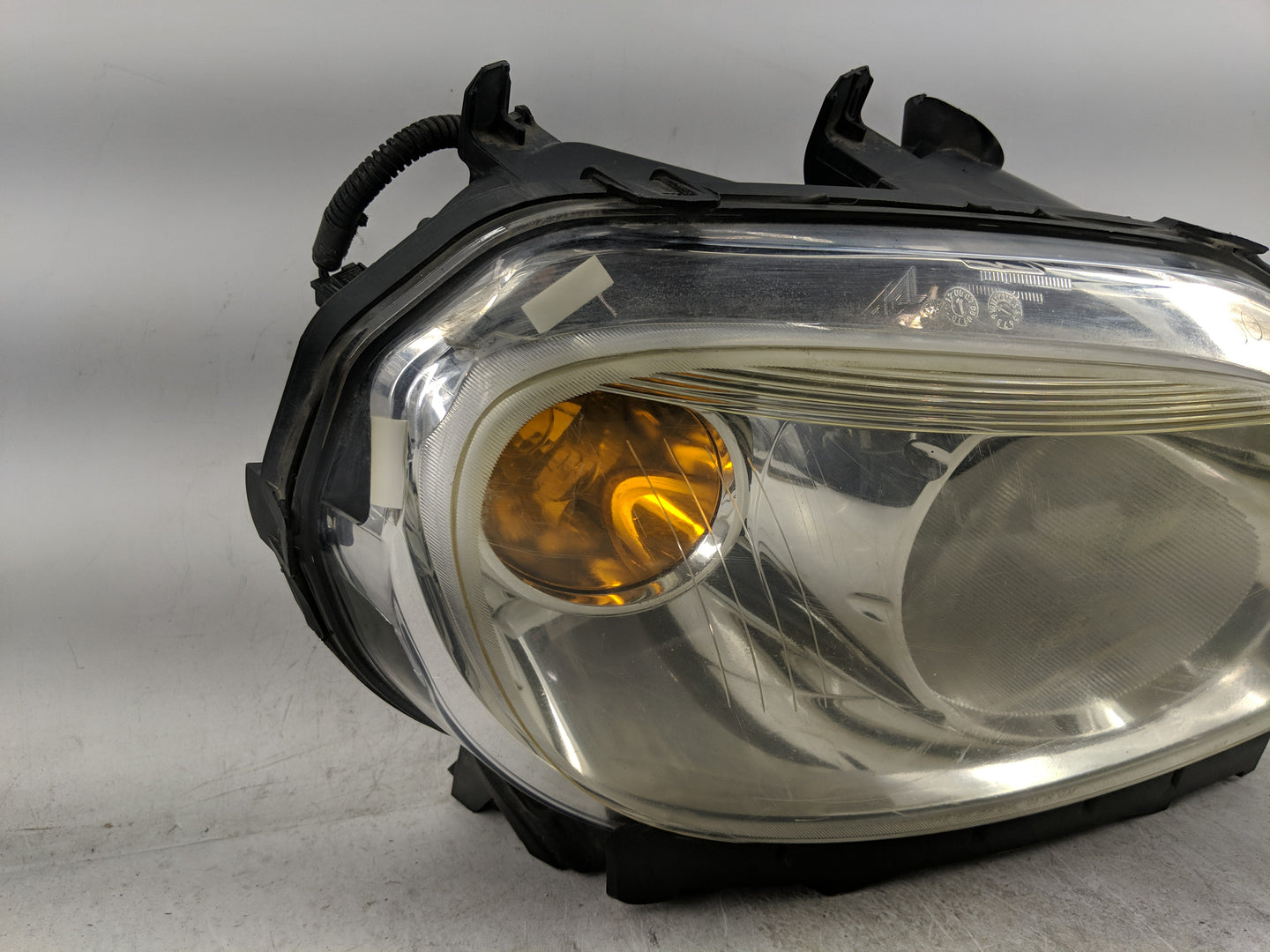 2006-2011 Chevrolet Hhr Passenger Right Oem Head Light Headlight Lamp - Oemusedautoparts1.com