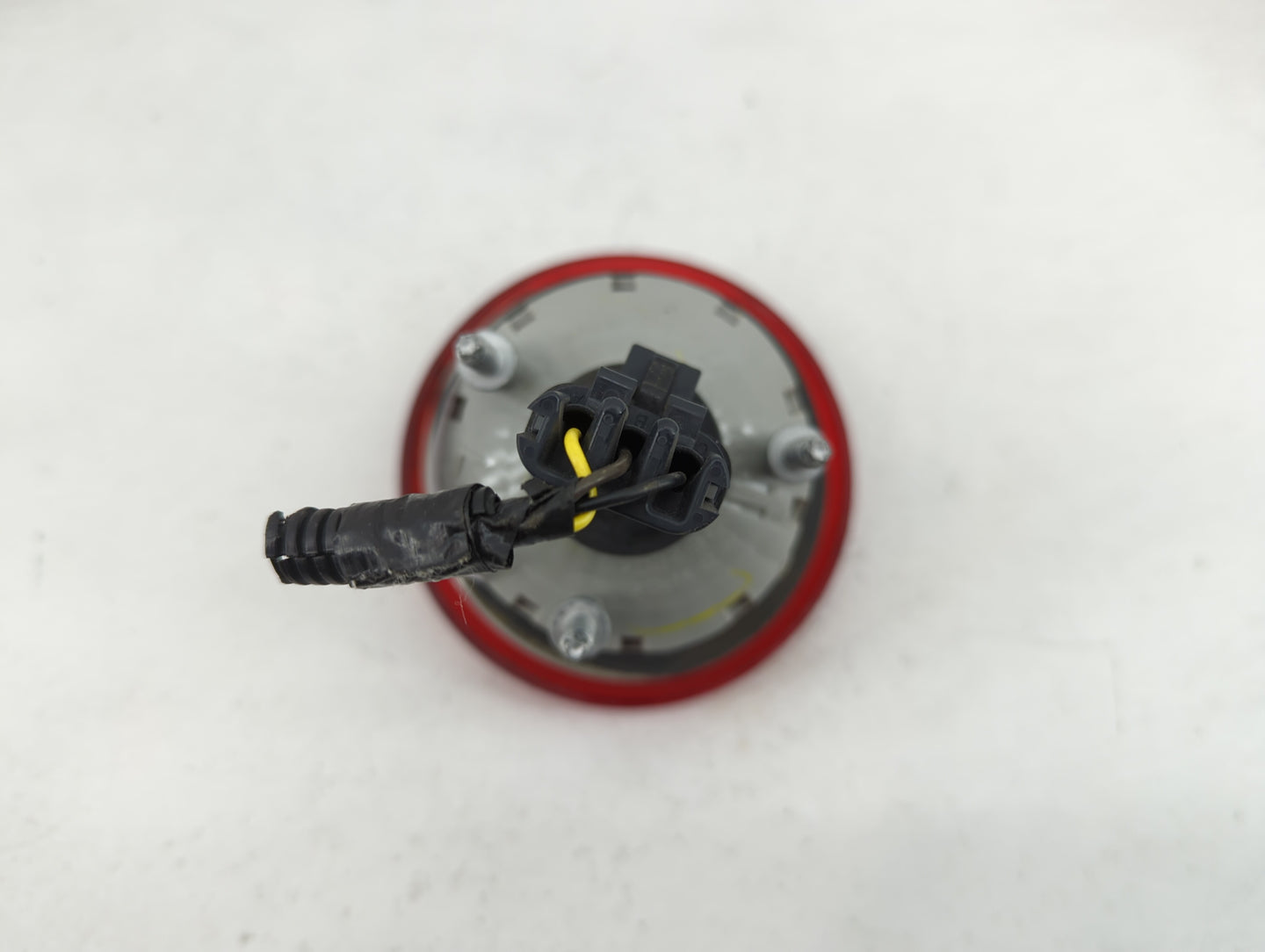 2006-2011 Chevrolet Hhr Tail Light Assembly Driver Left OEM P/N:15821825 Fits Fits 2006 2007 2008 2009 2010 2011 OEM Used Au