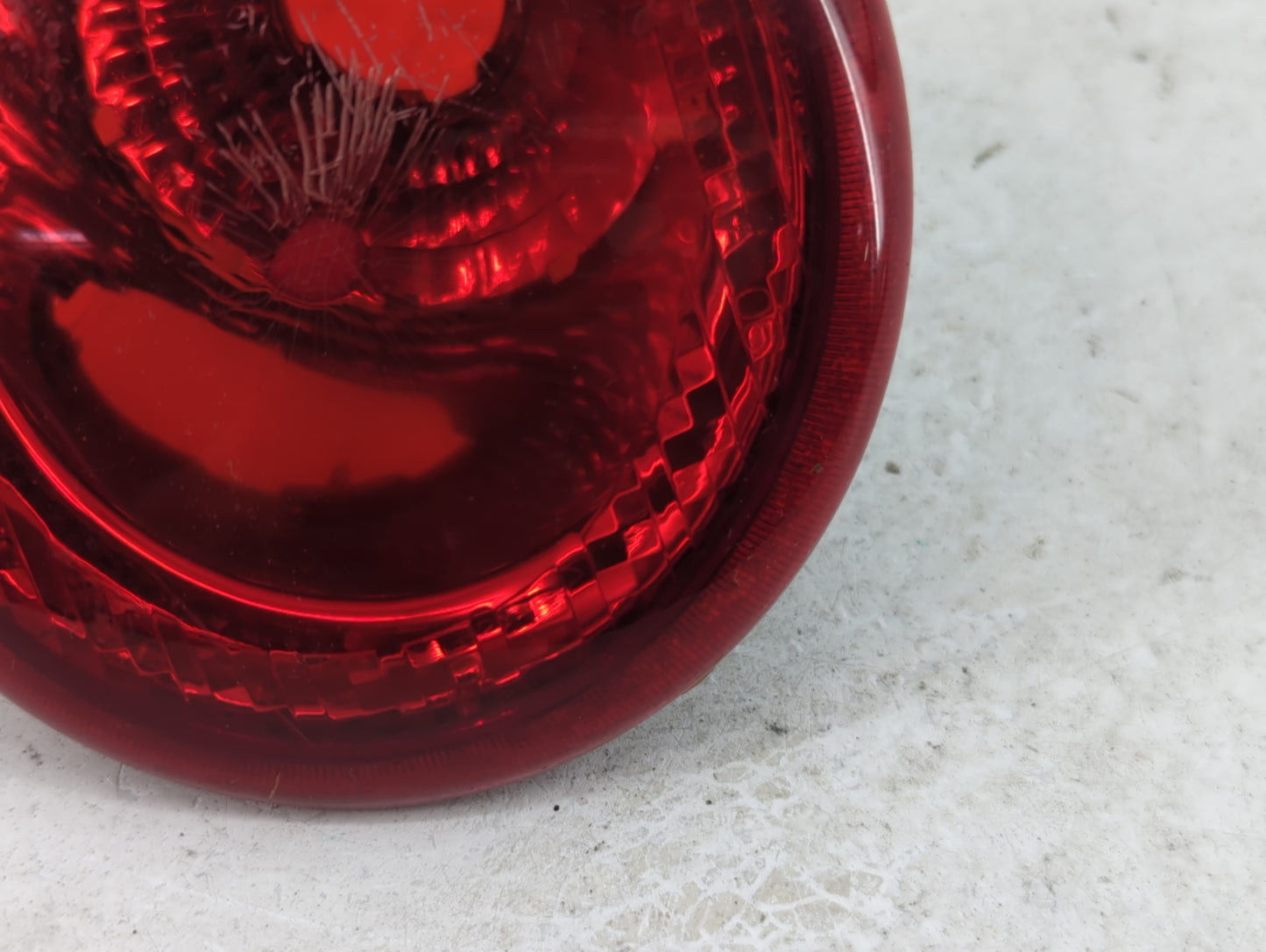 2006-2011 Chevrolet Hhr Tail Light Assembly Driver Left OEM P/N:16532503 A Fits Fits 2006 2007 2008 2009 2010 2011 OEM Used 