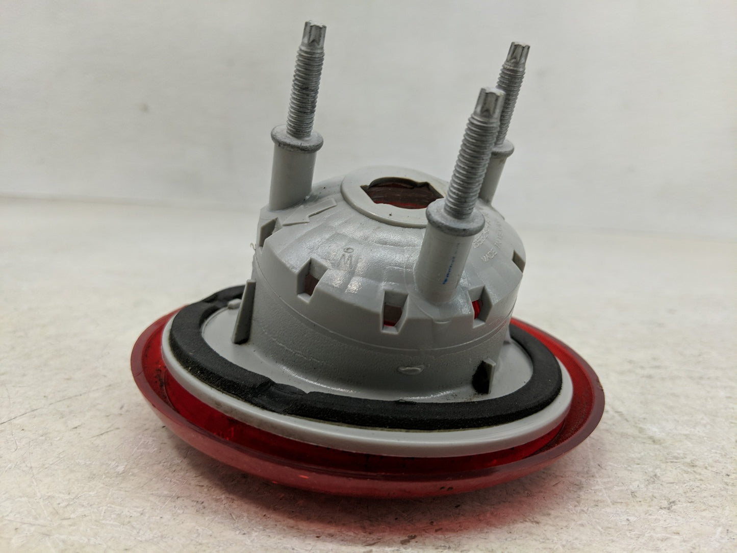 2006-2011 Chevrolet Hhr Tail Light Assembly Passenger Right OEM P/N:16532494 A Fits Fits 2006 2007 2008 2009 2010 2011 OEM U