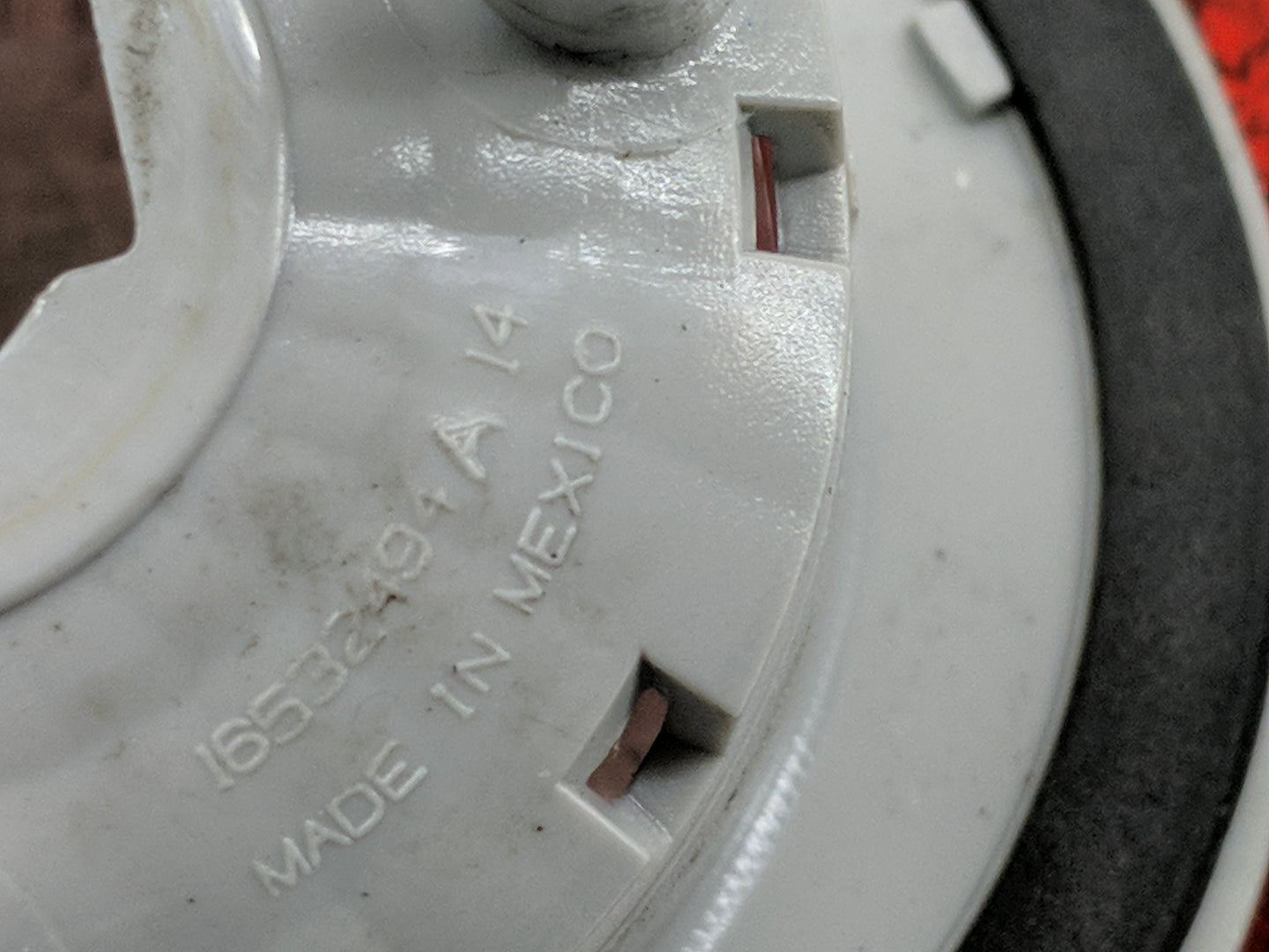 2006-2011 Chevrolet Hhr Tail Light Assembly Passenger Right OEM P/N:16532494 A Fits Fits 2006 2007 2008 2009 2010 2011 OEM U