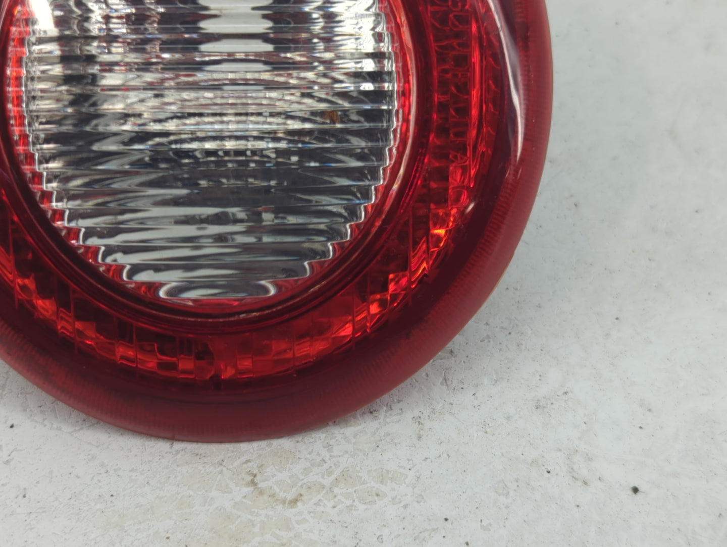2006-2011 Chevrolet Hhr Tail Light Assembly Driver Left OEM P/N:16532493 A Fits Fits 2006 2007 2008 2009 2010 2011 OEM Used 