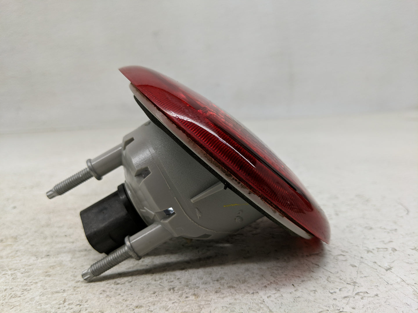 2006-2011 Chevrolet Hhr Tail Light Assembly Passenger Right OEM Fits Fits 2006 2007 2008 2009 2010 2011 OEM Used Auto Parts 