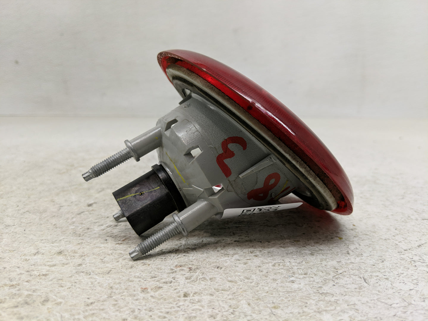 2006-2011 Chevrolet Hhr Tail Light Assembly Passenger Right OEM Fits Fits 2006 2007 2008 2009 2010 2011 OEM Used Auto Parts 