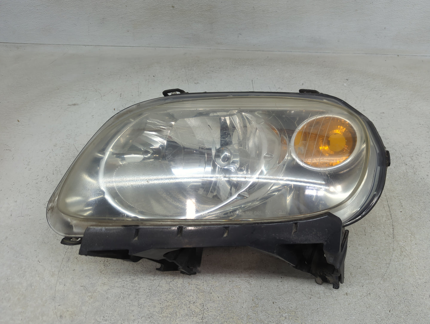 2006-2011 Chevrolet Hhr Driver Left Oem Head Light Headlight Lamp - Oemusedautoparts1.com