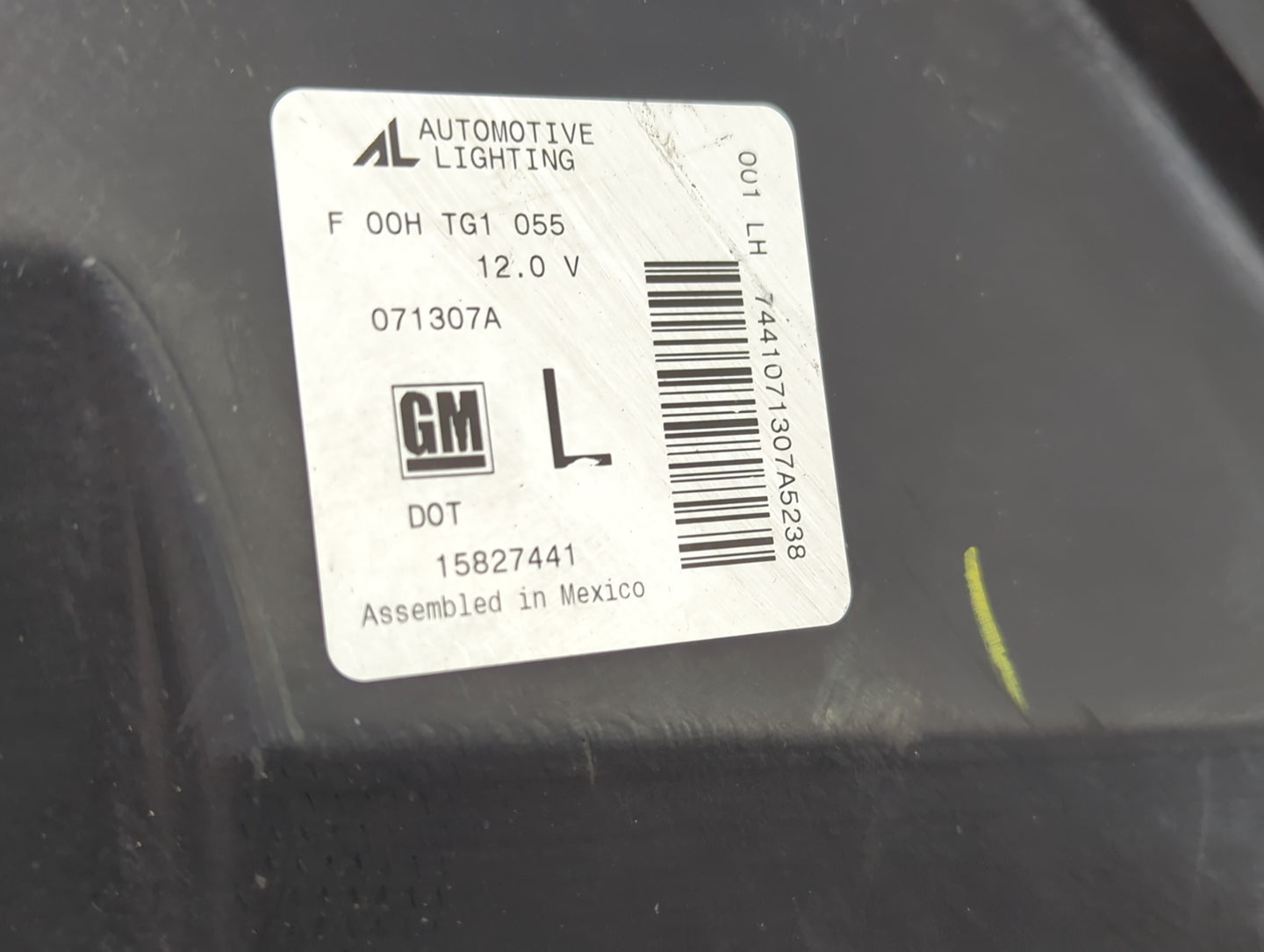 2006-2011 Chevrolet Hhr Driver Left Oem Head Light Headlight Lamp - Oemusedautoparts1.com