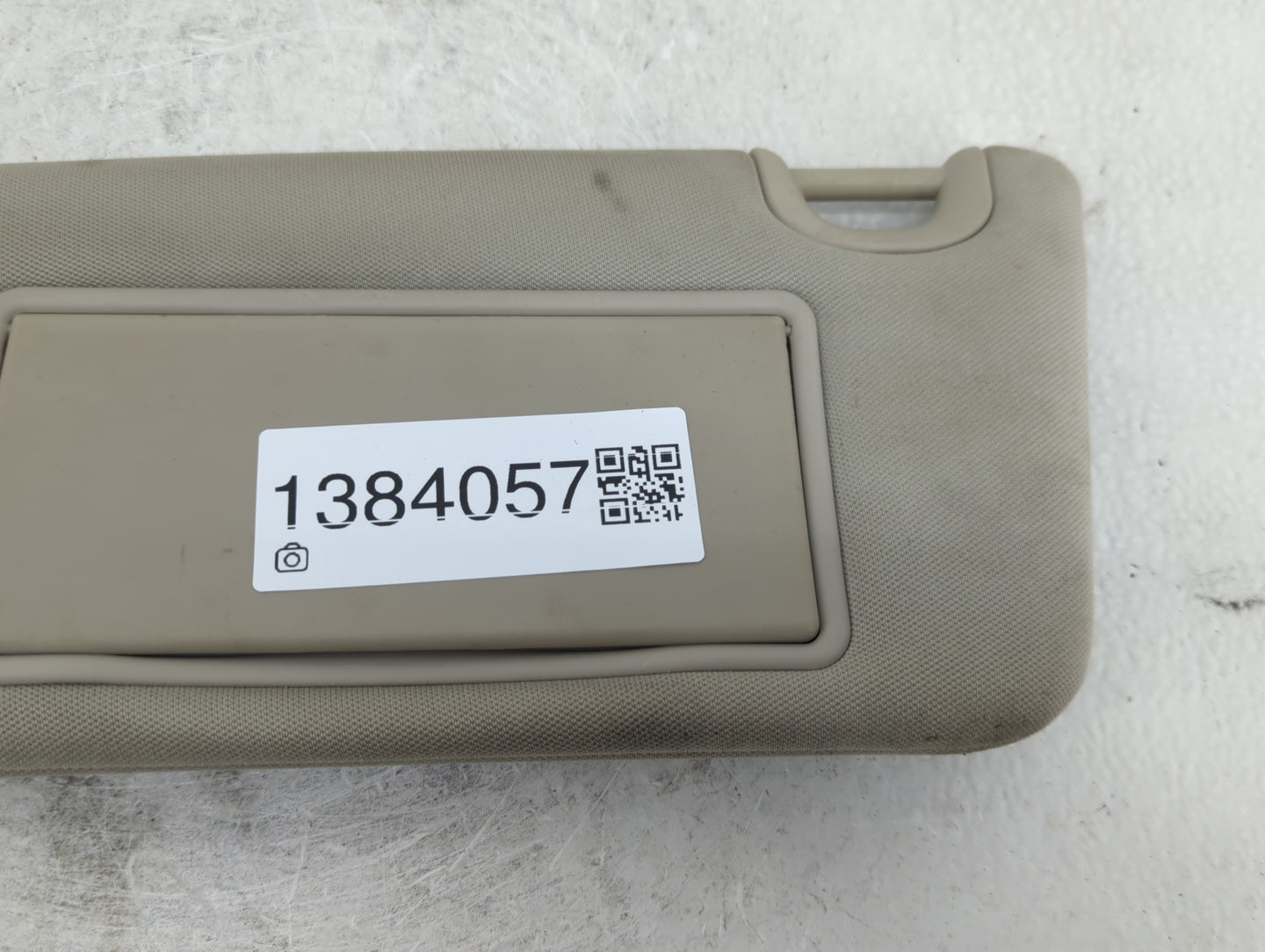 2006-2011 Chevrolet Hhr Sun Visor Shade Replacement Driver Left Mirror Fits Fits 2006 2007 2008 2009 2010 2011 OEM Used Auto