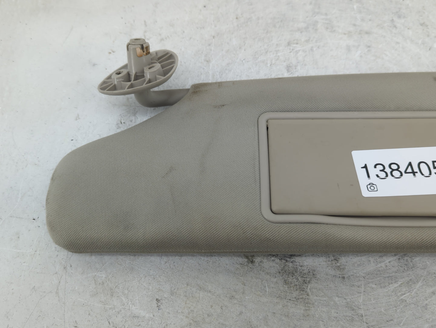 2006-2011 Chevrolet Hhr Sun Visor Shade Replacement Driver Left Mirror Fits Fits 2006 2007 2008 2009 2010 2011 OEM Used Auto