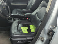 2010-2011 Chevrolet Hhr Driver Front Seat Oem 1387737 - Oemusedautoparts1.com