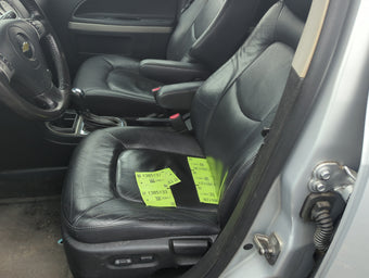 compare product 2010-2011 Chevrolet Hhr Driver Front Seat Oem 1387737