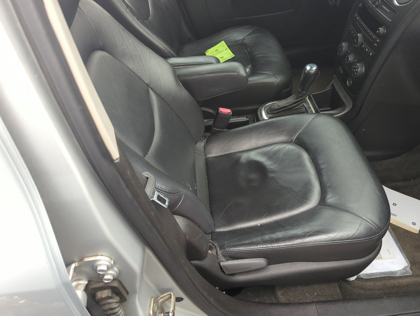 2010-2011 Chevrolet Hhr Passenger Front Seat Oem 1387738 - Oemusedautoparts1.com