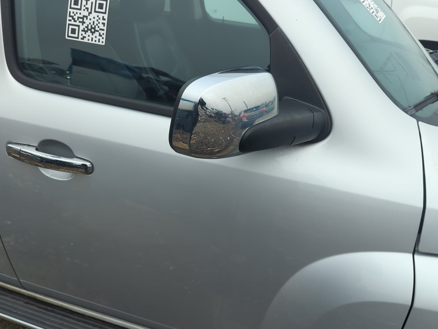 2006-2011 Chevrolet Hhr Passenger Side View Mirror - Right Door Mirror OEM Used - Oemusedautoparts1.com