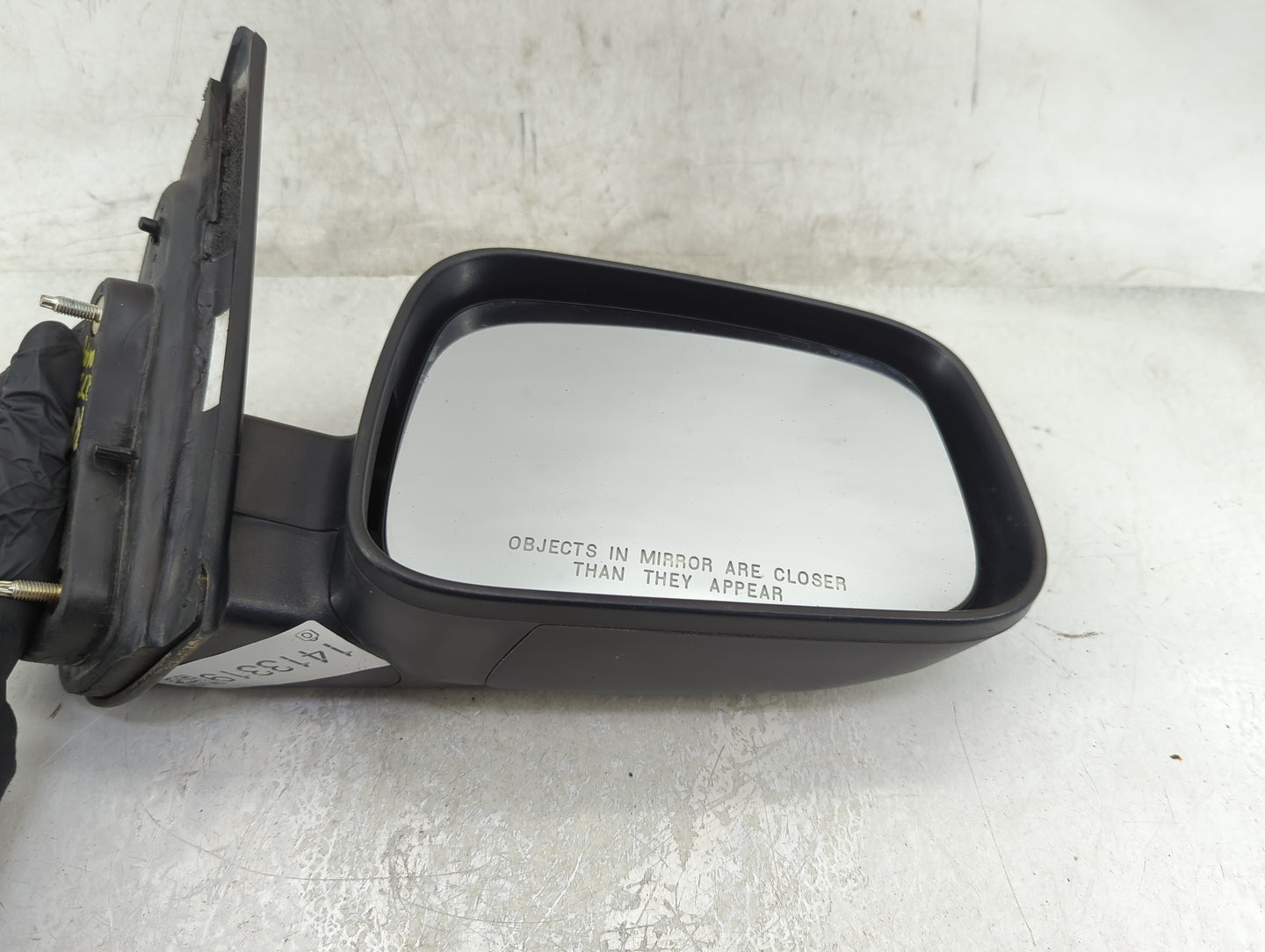 2006-2011 Chevrolet Hhr Passenger Side View Mirror - Right Door Mirror OEM Used - Oemusedautoparts1.com