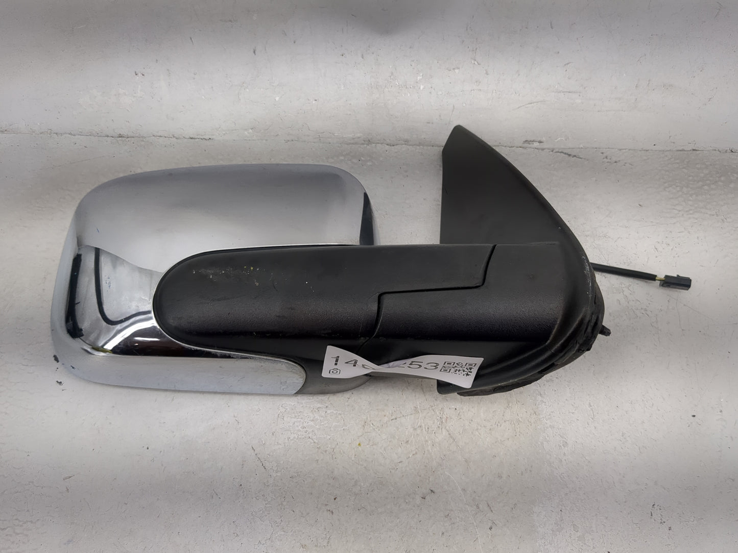 2006-2011 Chevrolet Hhr Passenger Side View Mirror - Right Door Mirror OEM Used - Oemusedautoparts1.com