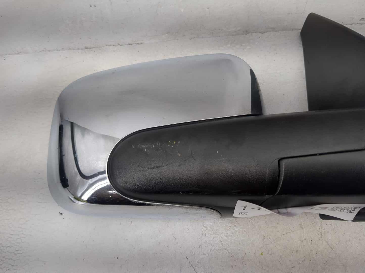 2006-2011 Chevrolet Hhr Passenger Side View Mirror - Right Door Mirror OEM Used - Oemusedautoparts1.com