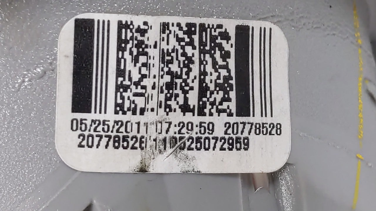2006-2011 Chevrolet Hhr Tail Light Assembly Driver Left OEM P/N:20778528 15875485 Fits Fits 2006 2007 2008 2009 2010 2011 OE