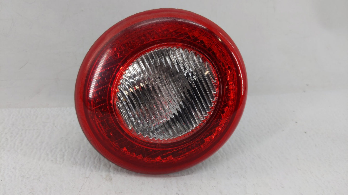 2006-2011 Chevrolet Hhr Tail Light Assembly Driver Left OEM P/N:15875406 20778528 Fits Fits 2006 2007 2008 2009 2010 2011 OE