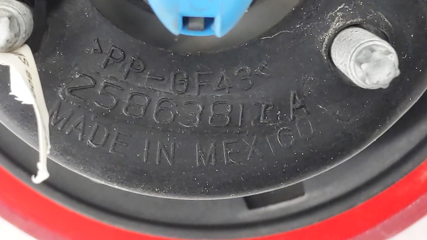 2006-2011 Chevrolet Hhr Tail Light Assembly Driver Left OEM P/N:15875406 20778528 Fits Fits 2006 2007 2008 2009 2010 2011 OE