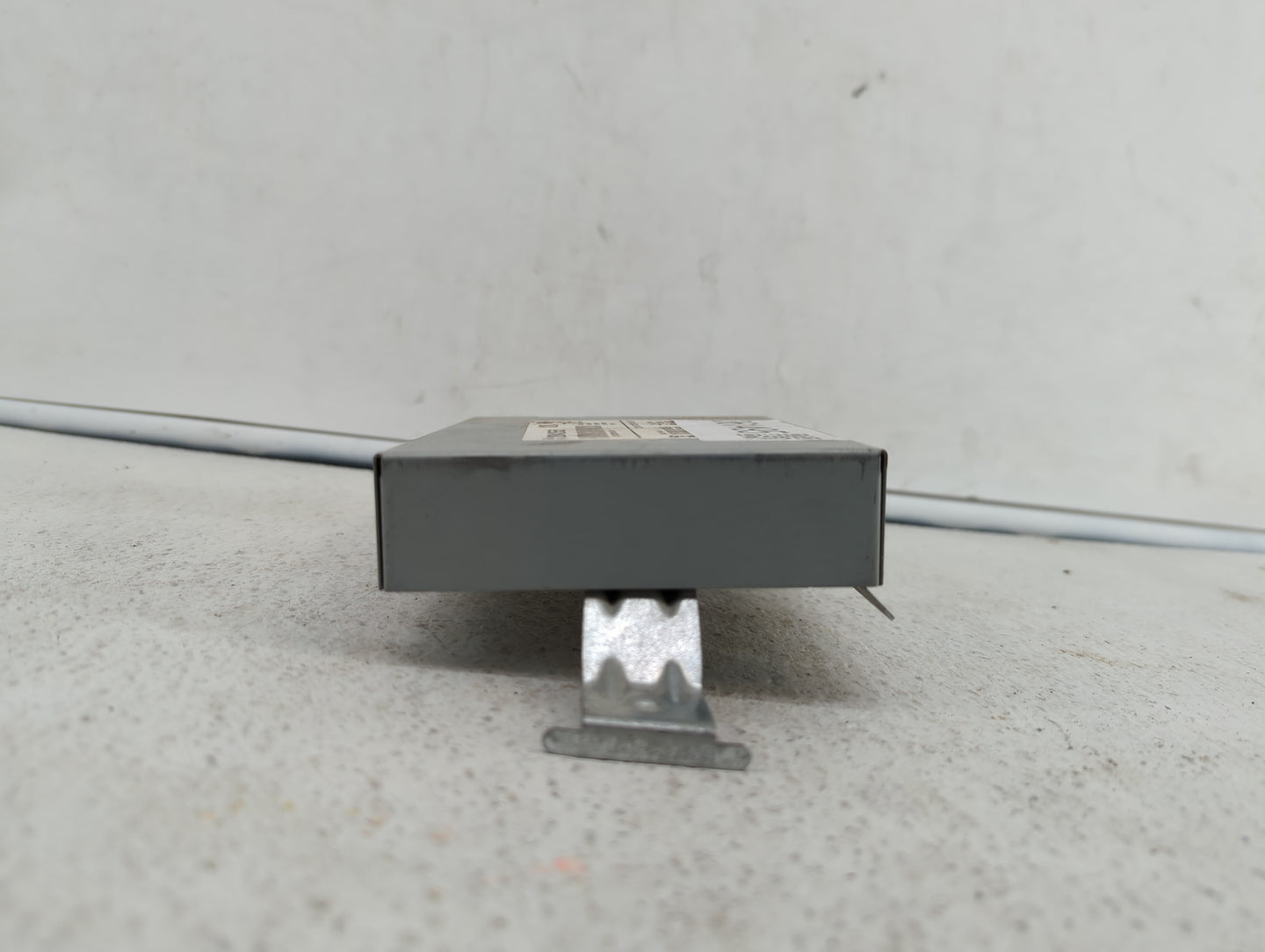 2011 Chevrolet Hhr Chassis Control Module Ccm Bcm Body Control 20942555 - Oemusedautoparts1.com