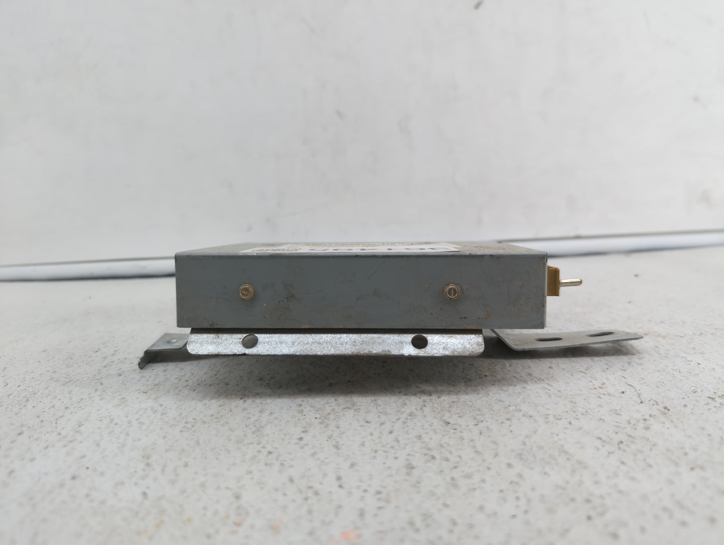 2011 Chevrolet Hhr Chassis Control Module Ccm Bcm Body Control 20942555 - Oemusedautoparts1.com