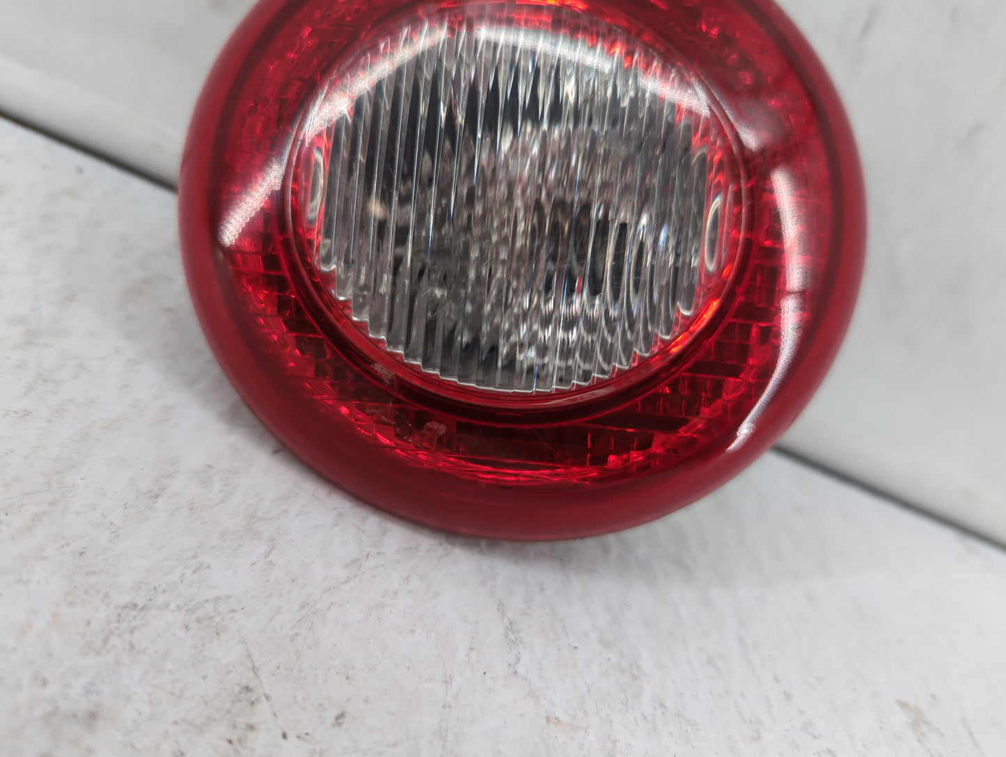 2006-2011 Chevrolet Hhr Tail Light Assembly Passenger Right OEM P/N:25863812 20781783 Fits Fits 2006 2007 2008 2009 2010 201