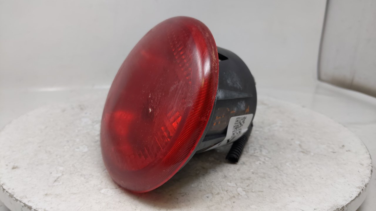 2006-2011 Chevrolet Hhr Tail Light Assembly Driver Left OEM P/N:20778530 Fits Fits 2006 2007 2008 2009 2010 2011 OEM Used Au