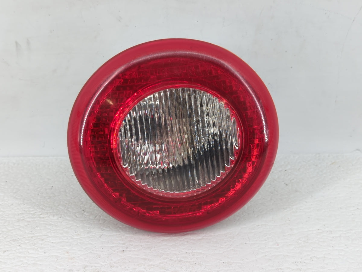 2006-2011 Chevrolet Hhr Tail Light Assembly Driver Left OEM P/N:1582182 16532493 Fits Fits 2006 2007 2008 2009 2010 2011 OEM