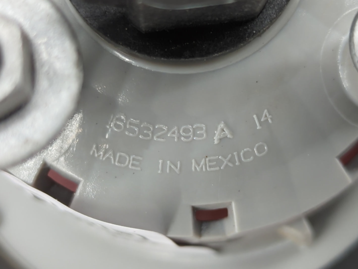 2006-2011 Chevrolet Hhr Tail Light Assembly Driver Left OEM P/N:1582182 16532493 Fits Fits 2006 2007 2008 2009 2010 2011 OEM