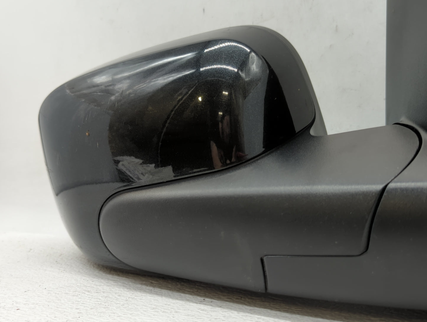 2007-2011 Chevrolet Hhr Passenger Side View Mirror - Right Door Mirror OEM Used - Oemusedautoparts1.com