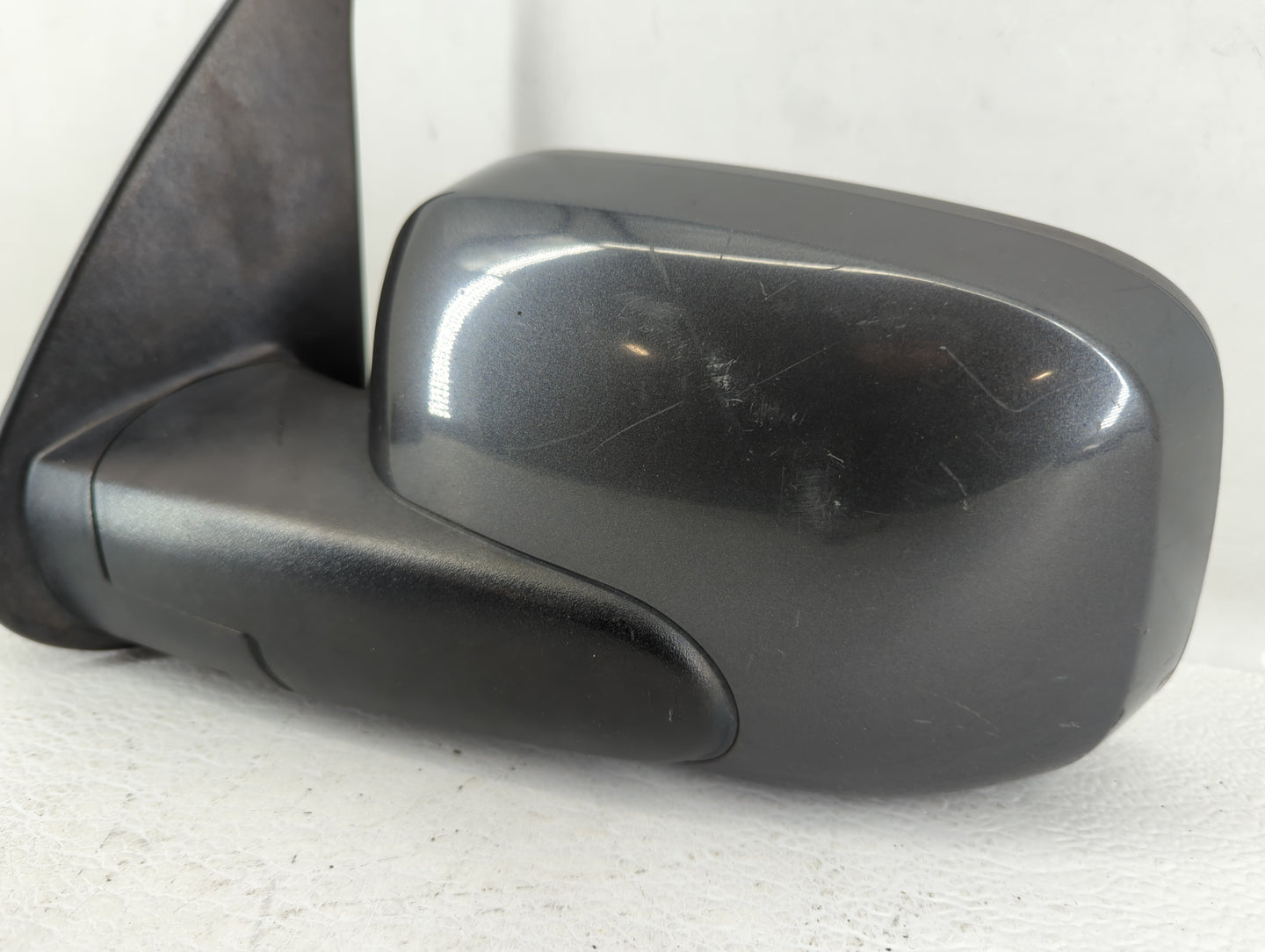 2007-2011 Chevrolet Hhr Driver Side View Mirror - Left Door Mirror OEM Used - Oemusedautoparts1.com