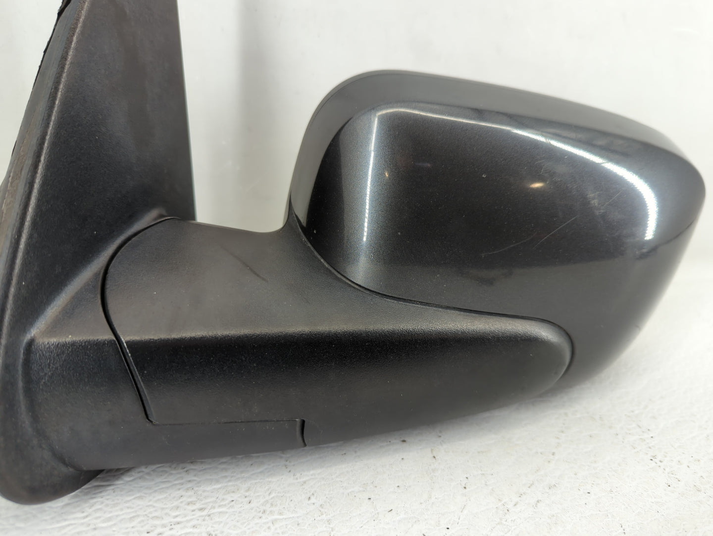2007-2011 Chevrolet Hhr Driver Side View Mirror - Left Door Mirror OEM Used - Oemusedautoparts1.com