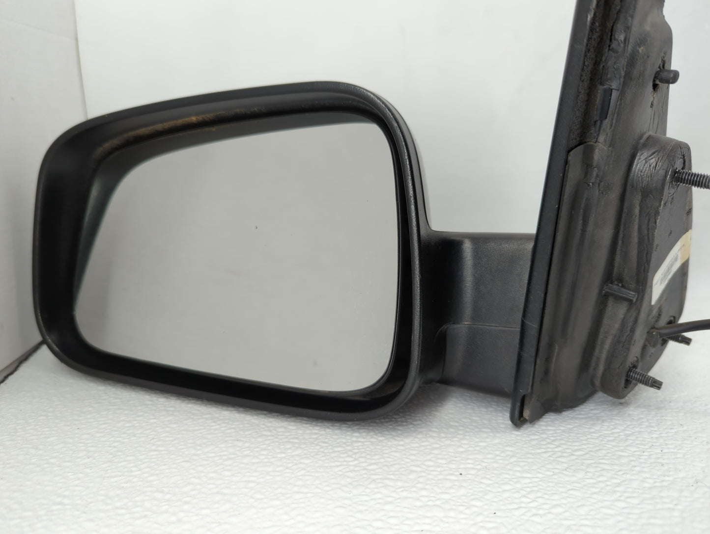 2007-2011 Chevrolet Hhr Driver Side View Mirror - Left Door Mirror OEM Used - Oemusedautoparts1.com
