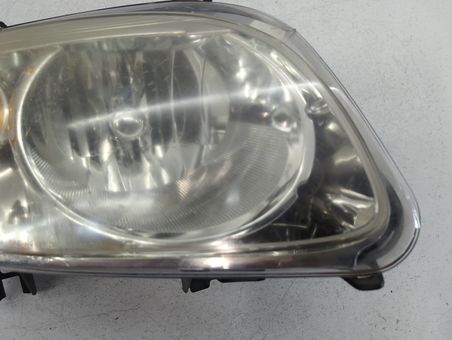 2006-2011 Chevrolet Hhr Passenger Right Oem Head Light Headlight Lamp - Oemusedautoparts1.com