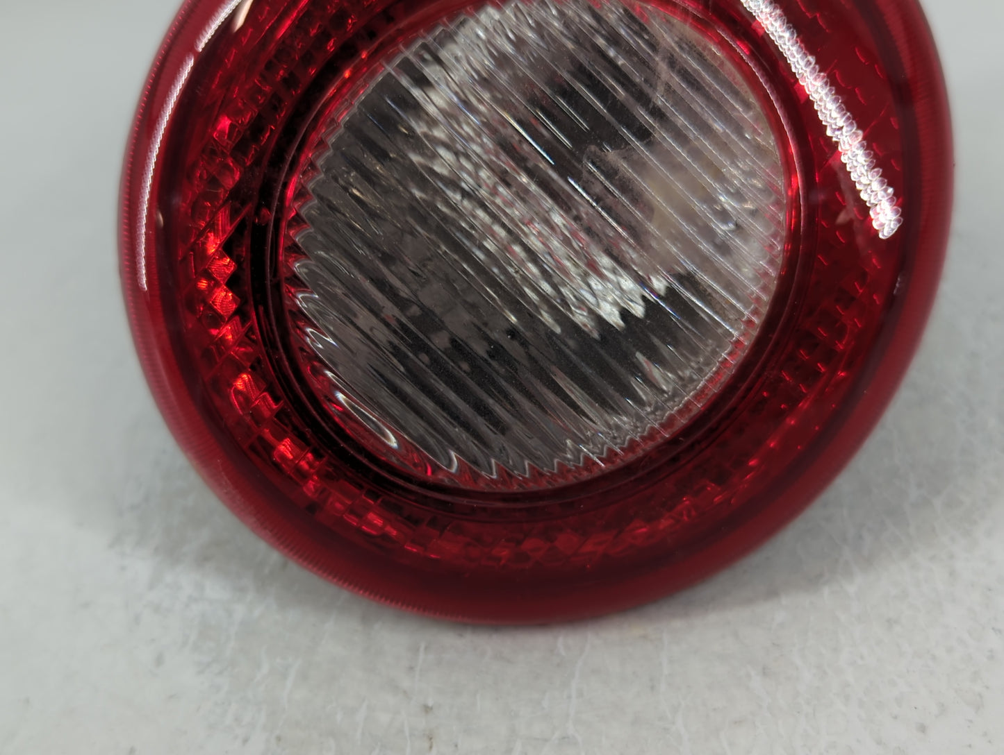 2006-2011 Chevrolet Hhr Tail Light Assembly Passenger Right OEM P/N:142101 Fits Fits 2006 2007 2008 2009 2010 2011 OEM Used 
